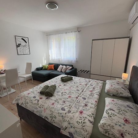 Apartamento App Karla Pula Exterior foto